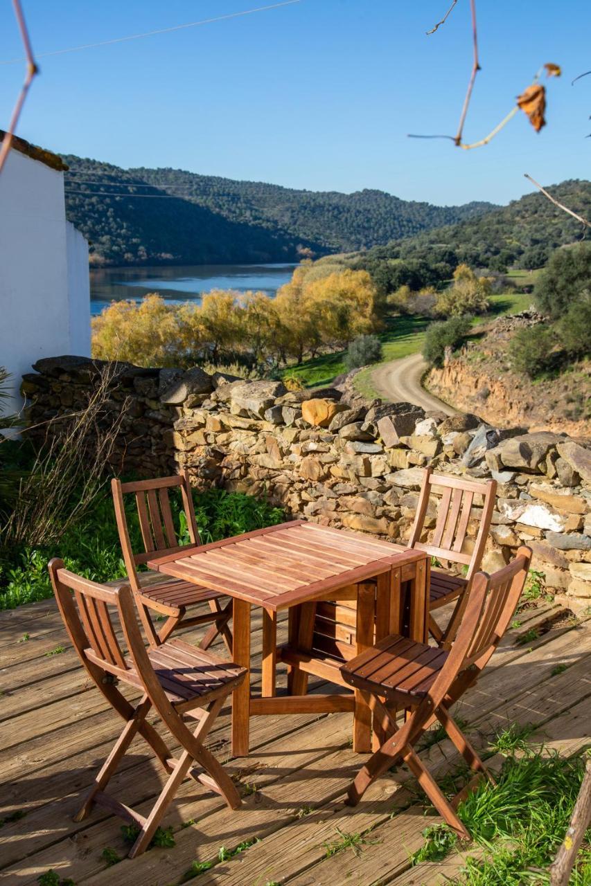 Casa De Las Letrinas Baja, 2 Habt 5 Mas 1 Pers Max Chimenea Con Horno Puerto de la Laja エクステリア 写真